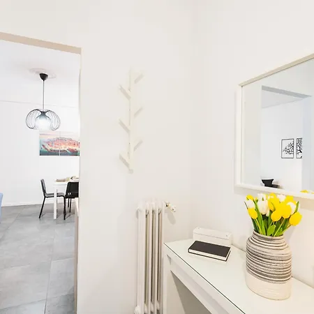 7 Posti, A Pochi Minuti Da Venezia, Posto Auto Mestre