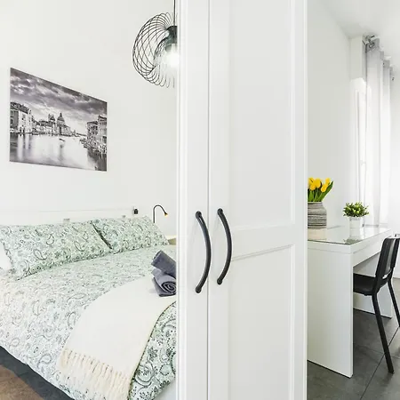 Appartement 7 Posti, A Pochi Minuti Da Venezia, Posto Auto Mestre