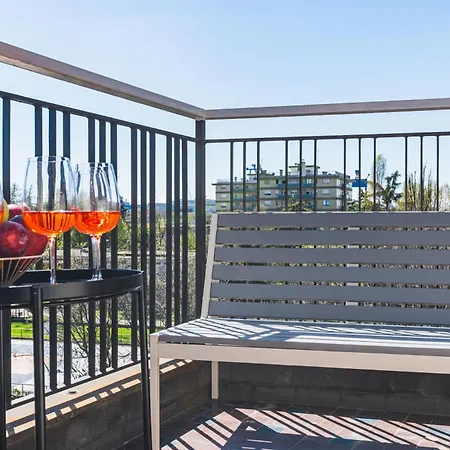 7 Posti, A Pochi Minuti Da Venezia, Posto Auto *