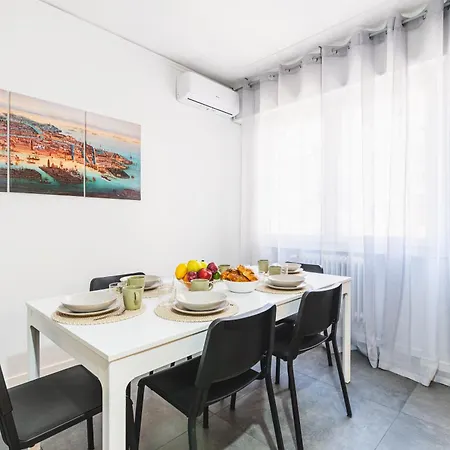 Apartment 7 Posti, A Pochi Minuti Da Venezia, Posto Auto Mestre